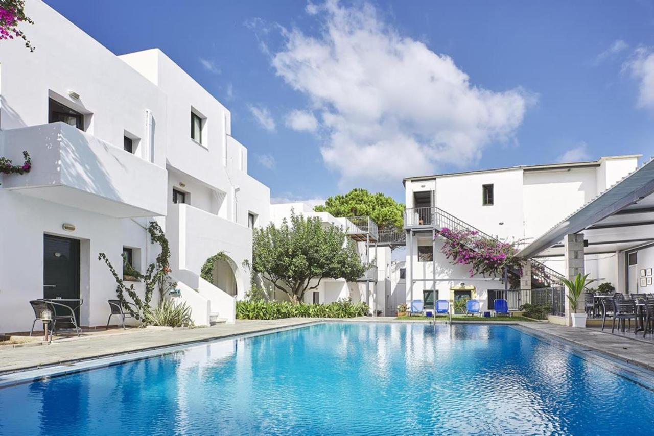 Eva Suites & Apartments Agia Marina  ภายนอก รูปภาพ