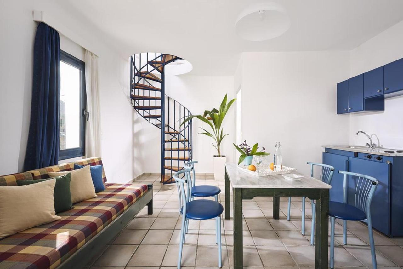 Eva Suites & Apartments Agia Marina  ภายนอก รูปภาพ